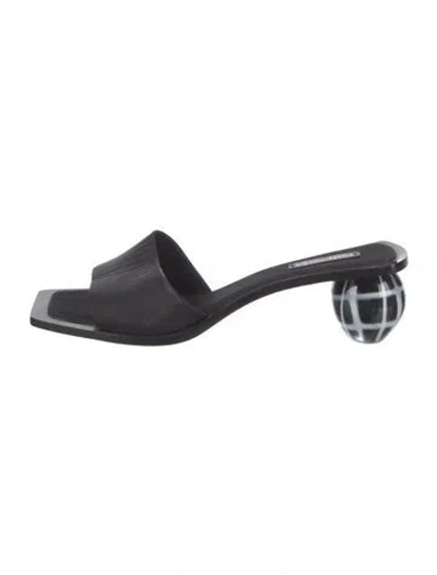 Pre-owned Cult Gaia Satin Slides In Black