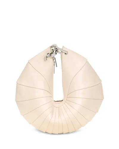 Cult Gaia Ubah Shell Leather Clutch Bag In 象牙色