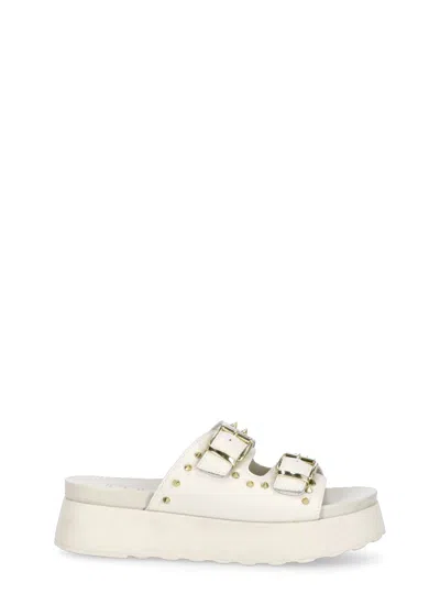 Cult Janis 3863 Sandals In White