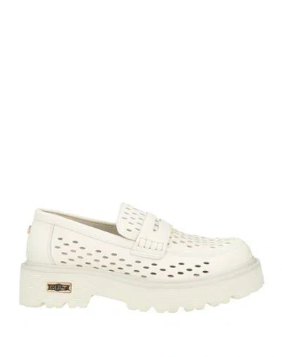 Cult Woman Loafers Cream Size 9 Leather In White
