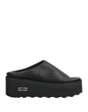 Cult Sandals In Black