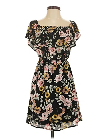 Pre-owned Cupcakes And Cashmere Casual Dress In Black