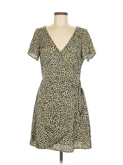 Pre-owned Cupcakes And Cashmere Casual Dress In Gold