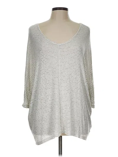 Pre-owned Cupio 3/4 Sleeve Top Gray V Neck Tops