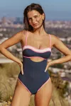 Cupshe Manhattan Beach One-piece Swimsuit