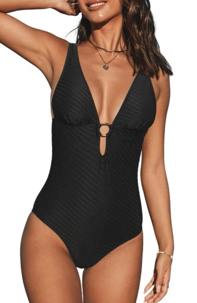 Cupshe O-ring Front Textured One-piece Swimsuit In Black