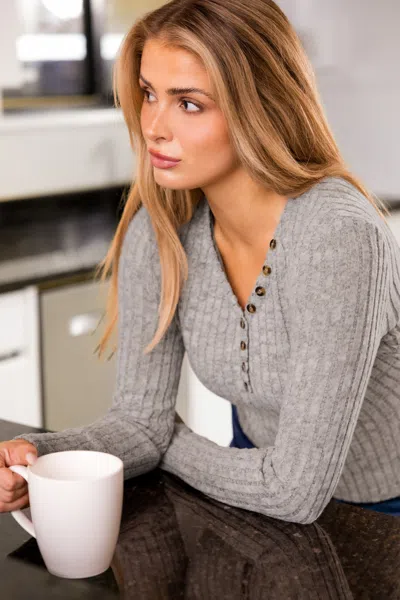 Cupshe Oat Latte Khaki Top In Gray