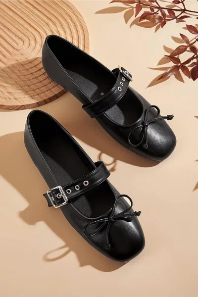 Cupshe Rebel Heart Black Flats In Multi