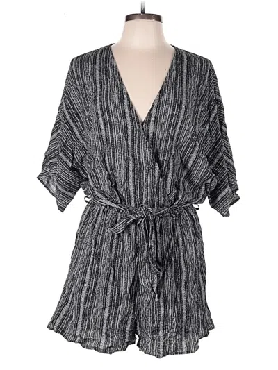 Pre-owned Cupshe Romper In Black