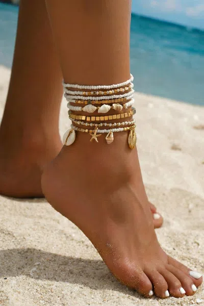 Cupshe Sun Magic Beaded Bracelet Set In Gold