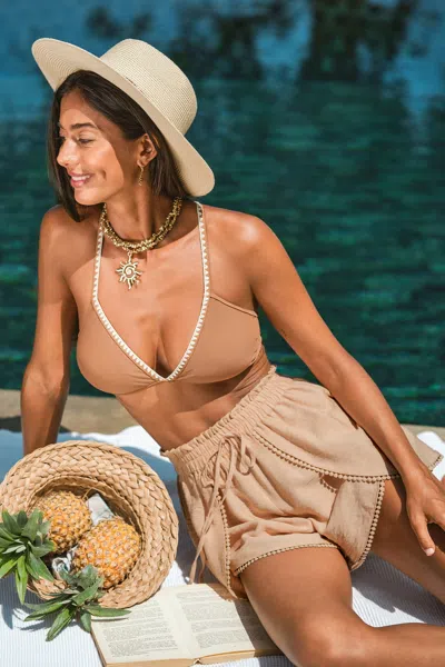 Cupshe Throwback Khaki Shorts In Brown