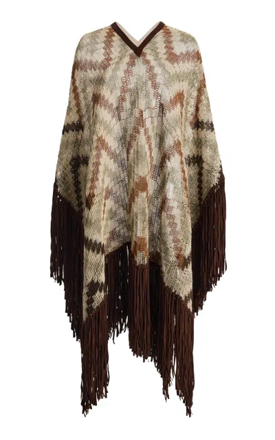 Curatoria Exclusive Viento Short Chaguar Poncho In Brown