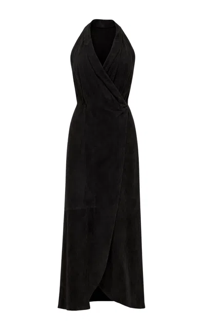 Curatoria Moda Operandi In Black