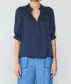 CURRENT AIR ANGELICA PLEATED JAQUARD BLOUSE IN DARK NAVY