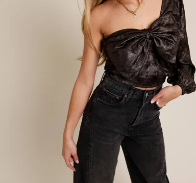 Current Air Big Bow Energy Top In Black