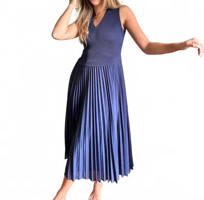 Current Air Cari Ribbed Contrast Pleated Midi Dress In Navy In Blue