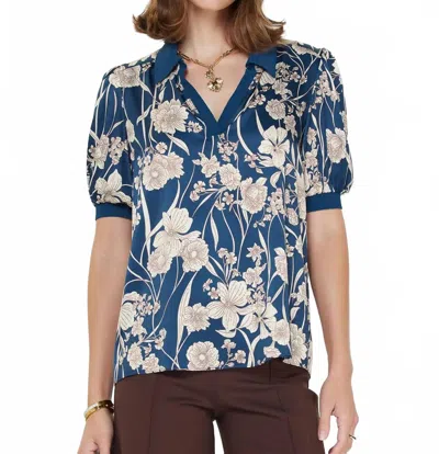Current Air Floral Printed Short Sleeve Blouse In Navy In Blue
