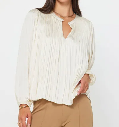 Current Air Long Sleeve Pleated Blouse In Ecru In White