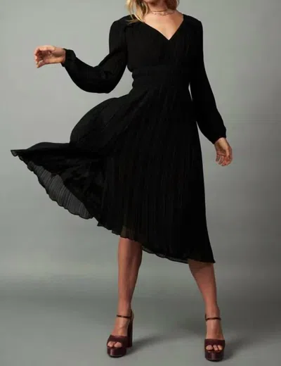 Current Air Pleated V-neck Cuff Contrast Belt Dress In Black