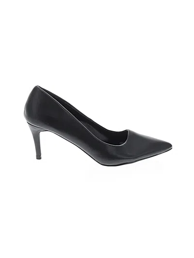 Pre-owned Cushionaire Heels In Black