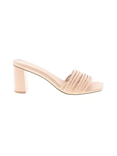 Pre-owned Cushionaire Sandals In Ivory