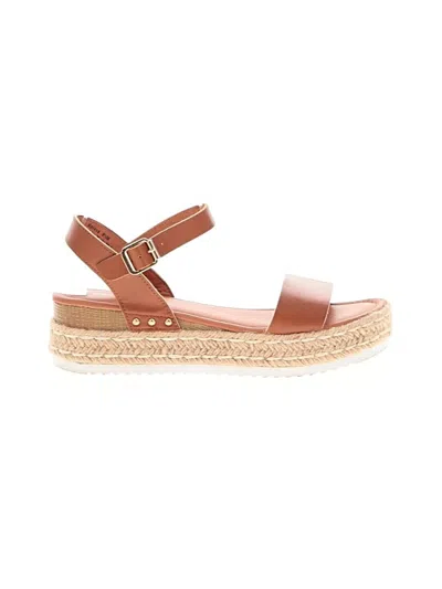 Pre-owned Cushionaire Wedges In Tan