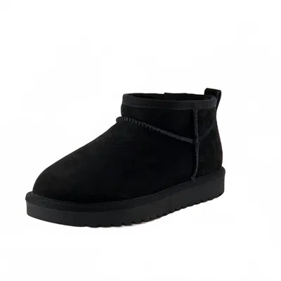 CUSHIONAIRE WOMEN'S HIP TWO GENUINE SUEDE ANKLE SNOW BOOTS IN BLACK GENUINE SUEDE