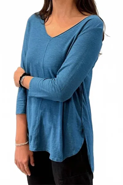 Cut Loose 3/4 Sleeve V-neck Tee In Peacock In Multi