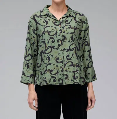 Cut Loose Swirl Crop Easy Shirt Top In Succulent In Green