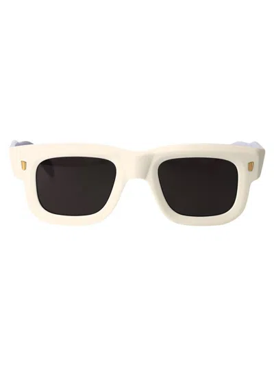 Cutler And Gross Cgsn-1402 Sunglasses In White Ivory