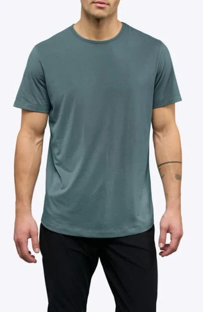 Cuts Ao Curve Hem Cotton Blend T-shirt In Green