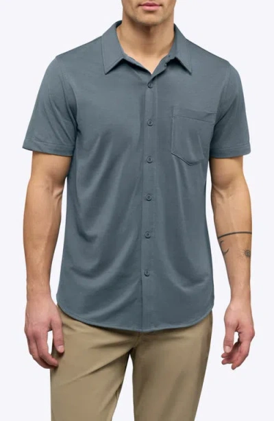 Cuts Ao Curved Hem Short Sleeve Button-up Shirt