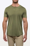 Cuts Ao Curved Hem Short Sleeve Henley In Green
