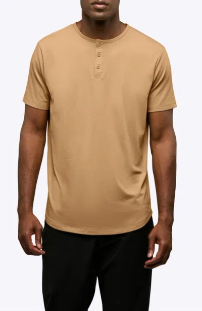 Cuts Ao Curved Hem Short Sleeve Henley In Neutral