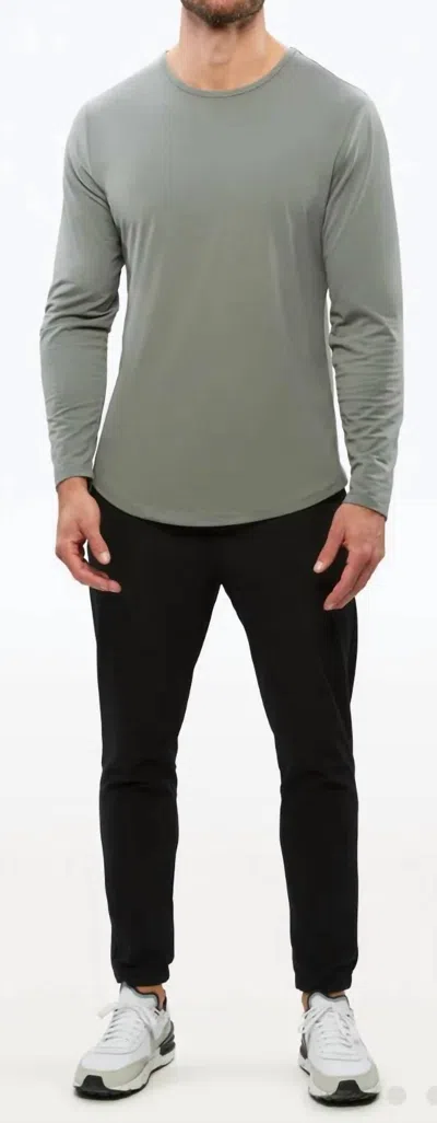Cuts Ao Long Sleeve Curve-hem Tee In Sage In Multi