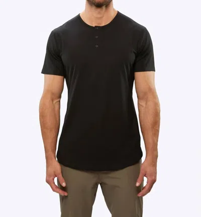 CUTS HENLEY SHORT SLEEVE TEE IN BLACK