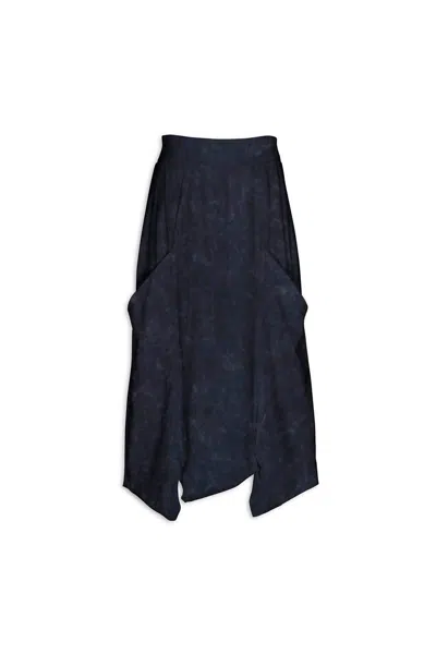 Cynthia Ashby Turn Skirt In Lava In Black