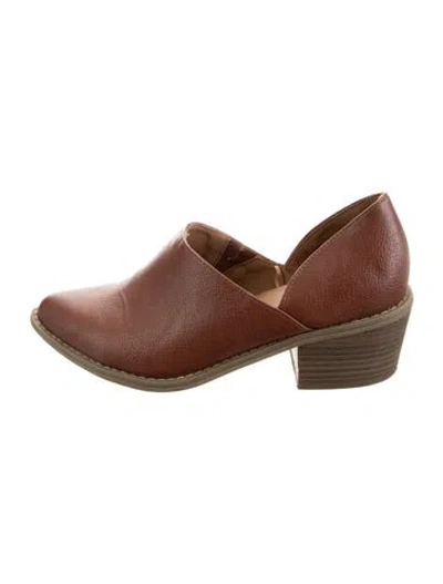 Pre-owned Cynthia Rowley Leather Pumps In Brown