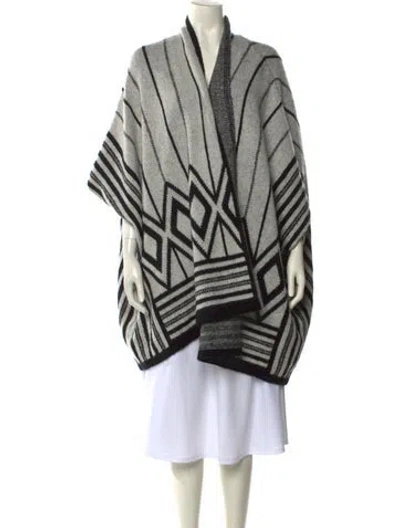 Pre-owned Cynthia Rowley Striped V-neck Sweater In White