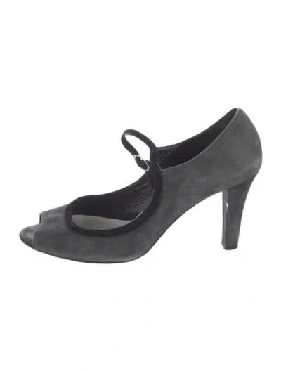 Pre-owned Cynthia Rowley Suede Pumps In Gray