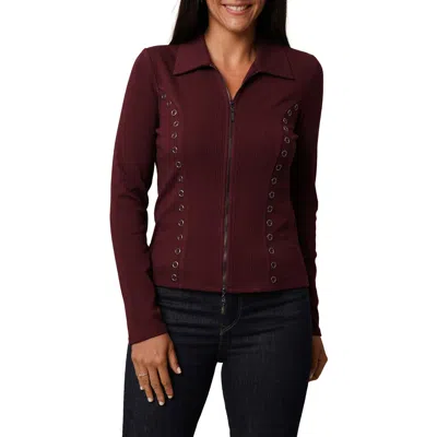 Cyrus Grommet Trim Rib Top In Burgundy