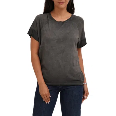 Cyrus Raglan Sleeve Crewneck T-shirt In Black