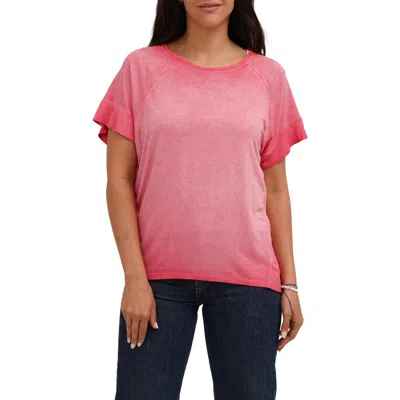 Cyrus Raglan Sleeve Crewneck T-shirt In Red
