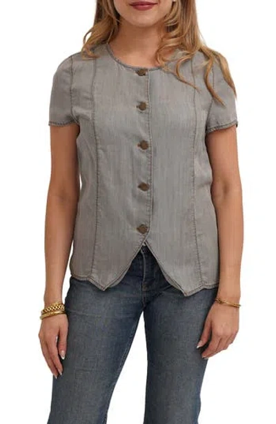 Cyrus Short Sleeve Button Front Top In Gray