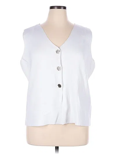 Pre-owned Cyrus Sleeveless Button Down Shirt In White