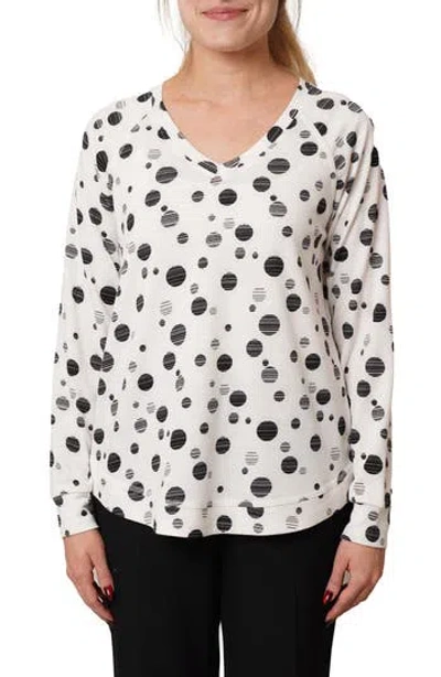 Cyrus V-neck Raglan Sweater In White