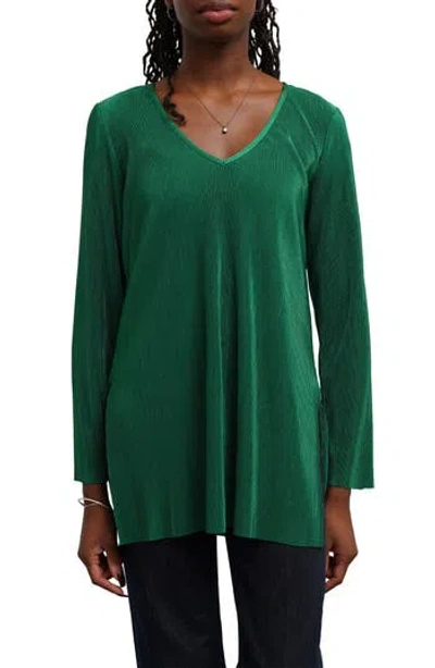 Cyrus V-neck Plissé Tunic In Green