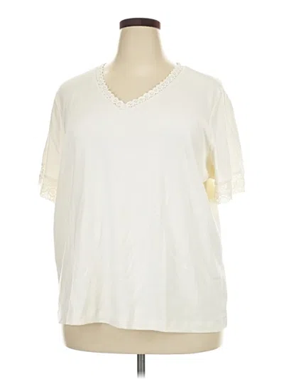 Pre-owned D&co. Short Sleeve Top Ivory V-neck Tops