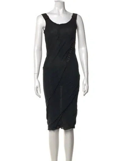 Pre-owned D&g Crew Neck Knee-length Dress In Black