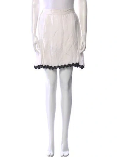 Pre-owned D&g Embroidered Accent Mini Skirt In White